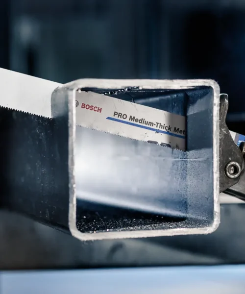 BOSCH pila za sabljastu pilu PRO S1237BEF s 300 mm oštricom.
