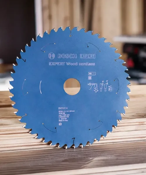 Bosch EXPERT drvena kružna pila za stolnu pilu s 210-254 mm oštricama.