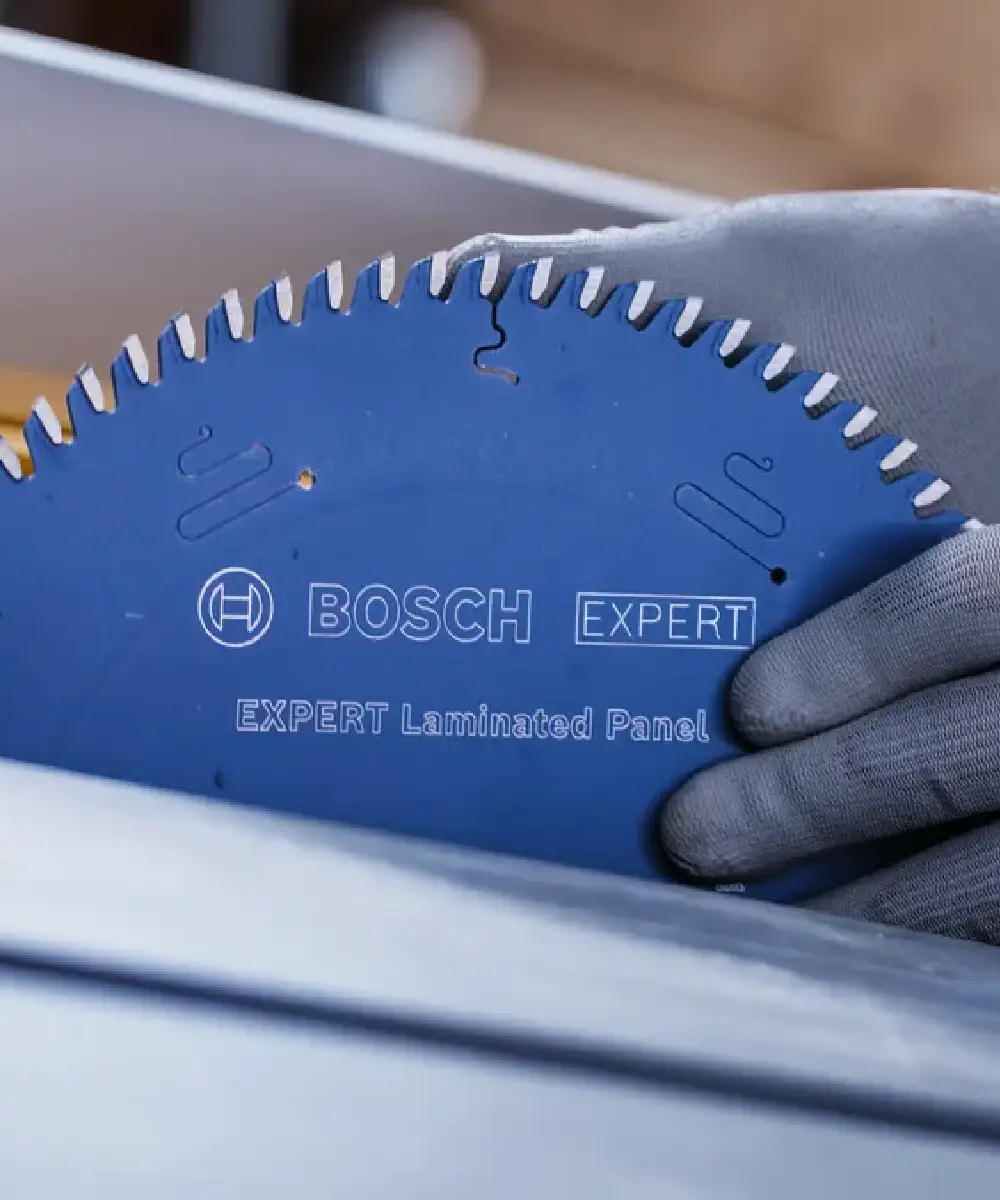 Bosch EXPERT Laminated Panel za precizno rezanje iverice i laminata.