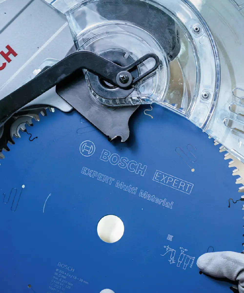 Bosch list za potezno-nagibnu pilu EXPERT Multi Material 210-305 mm.